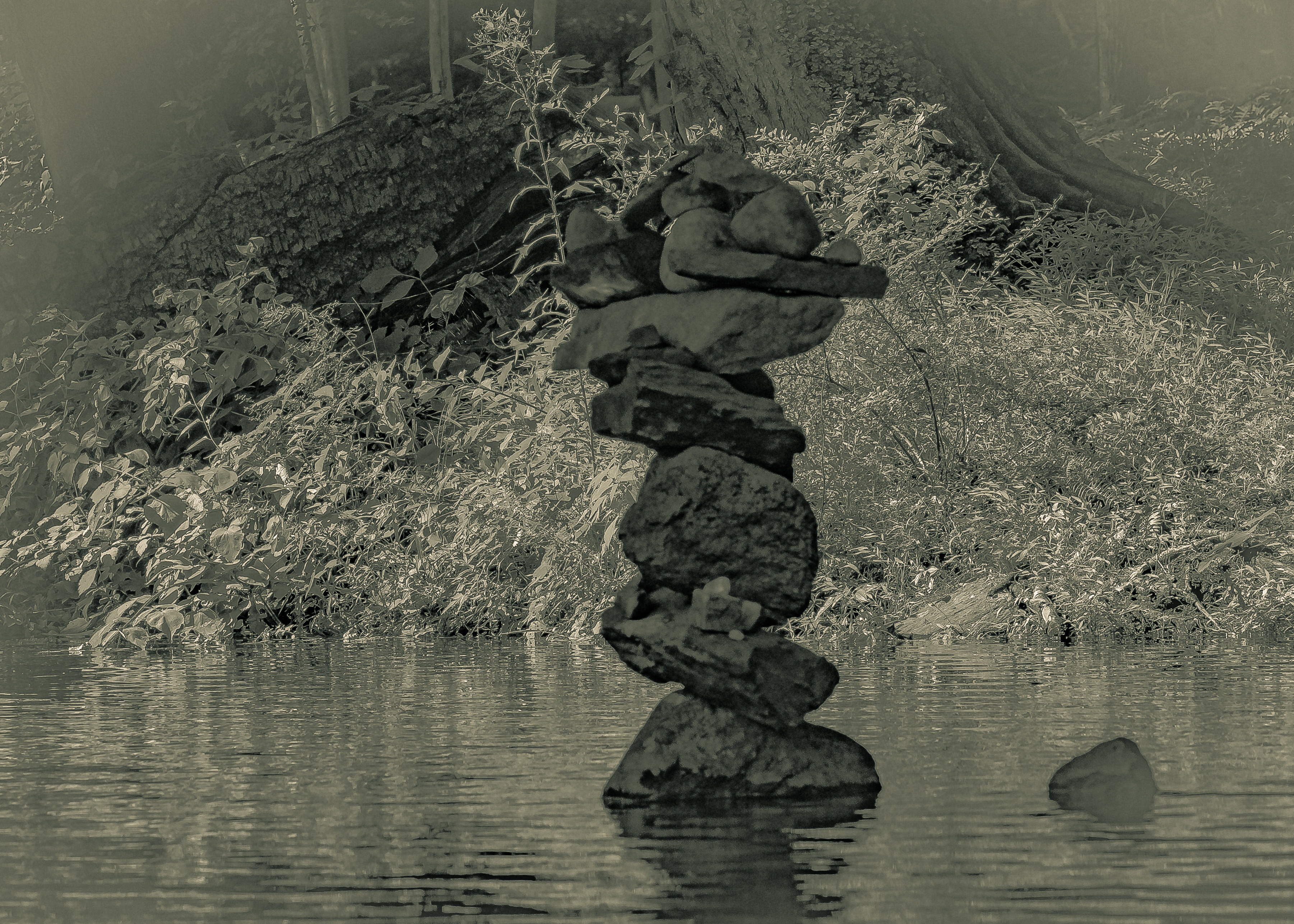 20190830 rock art croton river craven _